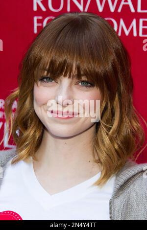 emma stone medium hair