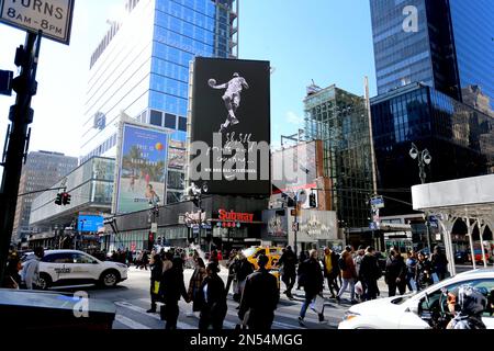 Basketball superstar LeBron James on Nike advertising billboard in Times Square, New York, NY on February 8, 2023. Yesterday, Lakers player breaks NBA score record of Kareem Abdul-Jabbar with 38, 388 points. Photo by Charles Guerin/ABACAPRESS.COM Stock Photo