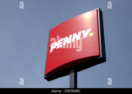 Penny / Logo / Lebensmittel-Discounter / Groceries / Foods Stock Photo ...