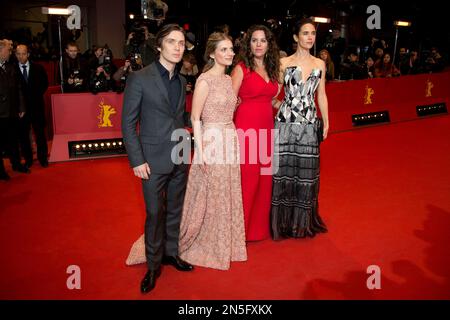 Jennifer Connelly wears Louis Vuitton – 'Aloft' ('No Llores, Vuela') Madrid  Premiere & Photocall