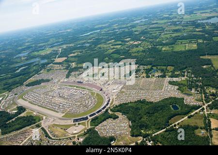 Brooklyn, MI, USA. 15th June, 2007. 15 June, 2008 Lifelock 400 Michigan International Speedway Brooklyn, MI - An aerial view of Michigan International Speedway in Brooklyn, MI during the running of the Lifelock 400 NASCAR Sprint Cup Series event. (Credit Image: © Walter G. Arce Sr./ZUMA Press Wire) EDITORIAL USAGE ONLY! Not for Commercial USAGE! Stock Photo