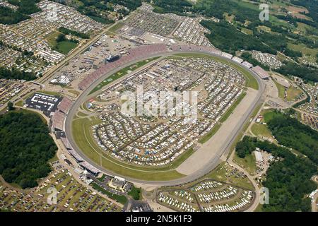 June 15, 2007, Brooklyn, MI, United States: 15 June, 2008 Lifelock 400 Michigan International Speedway Brooklyn, MI - An aerial view of Michigan International Speedway in Brooklyn, MI during the running of the Lifelock 400 NASCAR Sprint Cup Series event. (Credit Image: © Walter G. Arce Sr./ZUMA Press Wire) EDITORIAL USAGE ONLY! Not for Commercial USAGE! Stock Photo