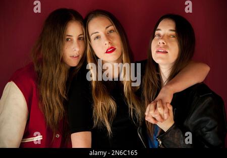 haim fan extraordinaire — ESTE, DANIELLE & ALANA HAIM Attending