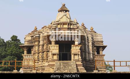 CHITRAGUPTA TEMPLE, Fa√ßade, East View, Western Group, Khajuraho, Madhya Pradesh, India, UNESCO World Heritage Site.  Dedicated to SURYA, the Sun God Stock Photo