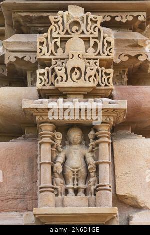 DEVI JAGDAMBA TEMPLE, South wall, Vamana Sculpture, Western Group, Khajuraho, Madhya Pradesh, India, UNESCO World Heritage Site. Stock Photo