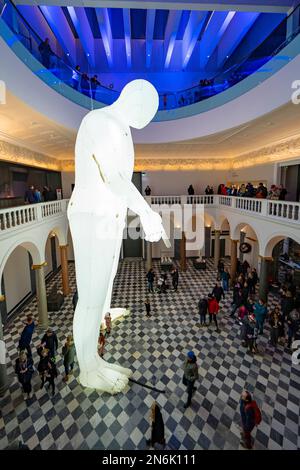 Views of illuminated art installations at 2023 Spectra Festival of Light. Fantastic Planet humanoid by artist Amanda Parer at Aberdeen Art Gallery Stock Photo