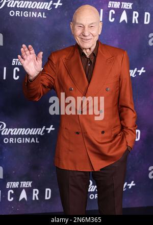 Hollywood, United States. 09th Feb, 2023. HOLLYWOOD, LOS ANGELES, CALIFORNIA, USA - FEBRUARY 09: English actor Sir Patrick Stewart arrives at the Los Angeles Premiere Of Paramount 's Original Series 'Star Trek: Picard' Third And Final Season held at the TCL Chinese Theatre IMAX on February 9, 2023 in Hollywood, Los Angeles, California, United States. (Photo by Xavier Collin/Image Press Agency) Credit: Image Press Agency/Alamy Live News Stock Photo