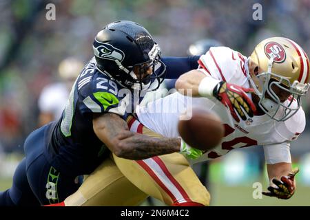 San Francisco 49ers Bruce Miller warms up to play the Denver Broncos at the  new Levi's Stadium in Santa Clara, California on August 17, 2014. Today is  the first game for the