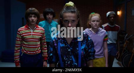 STRANGER THINGS (TV)  NOAH SCHNAPP  FINN WOLFHARD  MILLIE BOBBY BROWN  SADIE SINK  CALEB MCLAUGHLIN  NETFLIX/MOVIESTORE COLLECTION Stock Photo