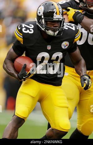 Cincinnati Bengals outside linebacker James Harrison warms up prior to an  NFL football game against the Pittsburgh Steelers, Monday, Sept. 16, 2013,  in Cincinnati. (AP Photo/David Kohl Stock Photo - Alamy