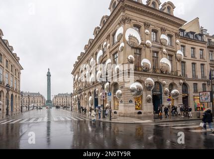 Place Vendome View Facade Louis Vuitton Lots Mirrors Reflecting Buildings –  Stock Editorial Photo © frlegros #639910896