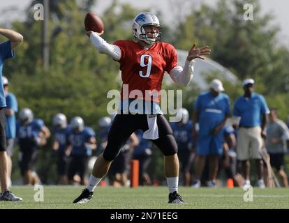 Detroit Lions quarterback Matthew Stafford smiles while answering a  question during NFL football training camp in Allen Park, Mich., Tuesday,  Aug. 1, 2017. (AP Photo/Paul Sancya Stock Photo - Alamy