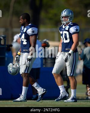 Photo: Dallas Cowboys Gerald Sensabaugh tackles New York Giants Bear Pascoe  at MetLife Stadium in New Jersey - NYP20120101112 