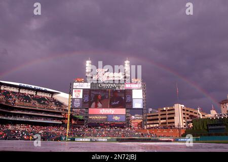 USA, MICHIGAN, DETROIT, COMERICA PARK, TIGER STATUE AT ENTRANCE, (MR-6  Stock Photo - Alamy