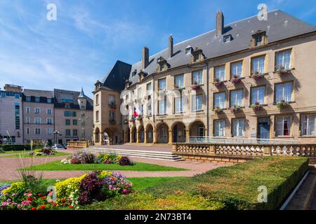 Thionville (Diedenhofen), new Town Hall in Lorraine (Lothringen), Moselle (Mosel), France Stock Photo