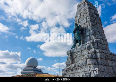 Vosges (Vogesen) Mountains, hiker at mountain Grand Ballon (Großer Belchen), Memorial Diables Bleus Grand Ballon in Alsace (Elsass), Haut-Rhin (Oberelsass), France Stock Photo