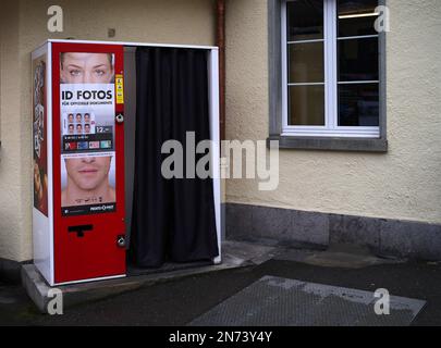 Passport photo booth, Fotofix, for biometric passport photos, Grindelwald, Canton Bern, Switzerland Stock Photo