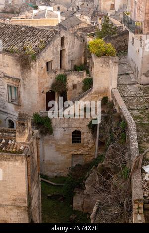 Abandoned ruins of residential cave houses in downtown Matera, Southern Italy Stock Photo