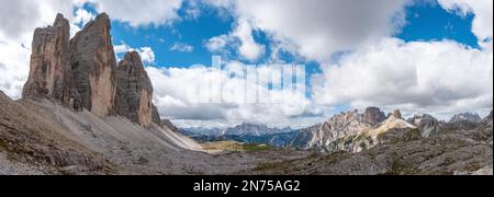 View of the iconic Drei Zinnen mountains in the South Tirolese Dolomite alps, Italy Stock Photo