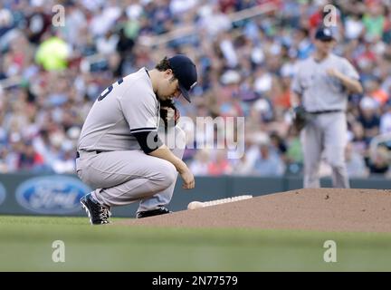 Download Alex Wood Pitching For Mississippi Braves Wallpaper