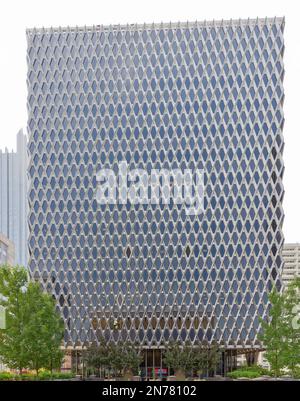 Pittsburgh Downtown: United Steelworkers Building relies on a steel exoskeleton for support – the shiny steel diamond grid isn’t just for looks. Stock Photo