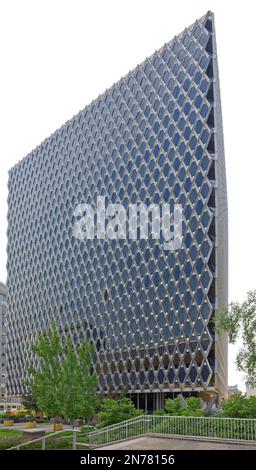 Pittsburgh Downtown: United Steelworkers Building relies on a steel exoskeleton for support – the shiny steel diamond grid isn’t just for looks. Stock Photo