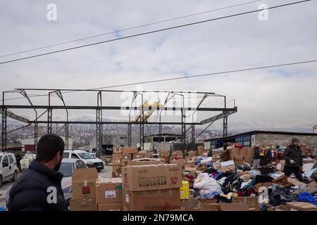 Kahramanmara, Turkey. 10th Feb, 2023. General view of the aid camp. Turkey experienced the biggest earthquake of this century at the border region with Syria. The earthquake was measured 7.7 magnitudes. (Photo by Tunahan Turhan/SOPA Images/Sipa USA) Credit: Sipa USA/Alamy Live News Credit: Sipa USA/Alamy Live News Stock Photo