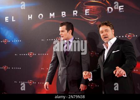 Henry Cavill & Russell Crowe: 'Man of Steel' Madrid Premiere