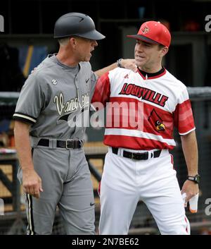 Louisville baseball: Cardinals coach Dan McDonnell gets new contract