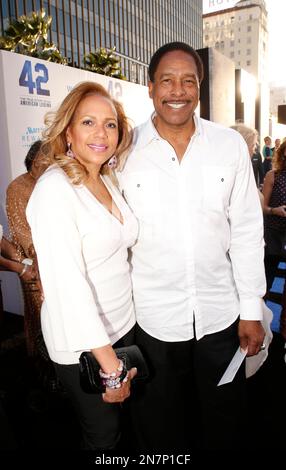 Dave Winfield Wife Tanya 27th Anniversary Stock Photo 104232545