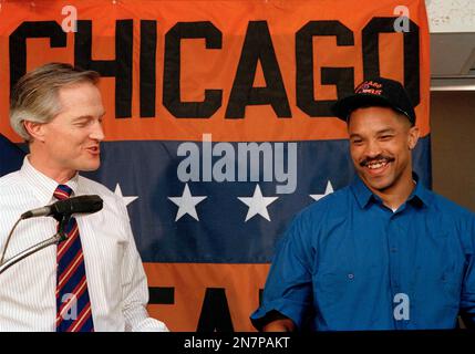 MARK CARRIER photo in action Chicago Bears (c) USC