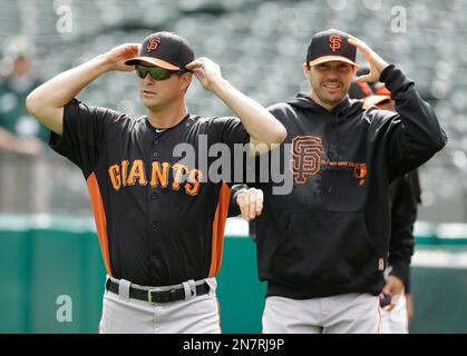 Old teammates Tim Hudson and Barry Zito will square off Saturday