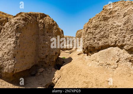 The ruins of sumerian town of Kish, Iraq Stock Photo