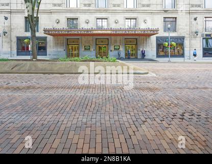 Pittsburgh landmark Omni William Penn Hotel was built in two parts: The three towers facing Mellon Square in 1916, the Grant Street addition in 1929. Stock Photo