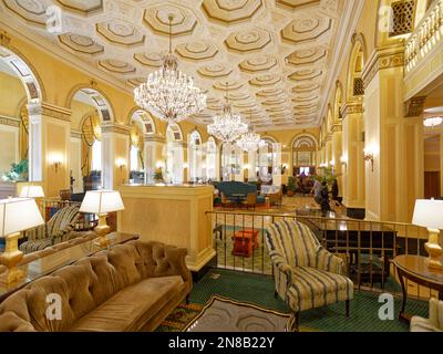 Reception area, Omni William Penn Hotel. The landmark hotel has been in operation since 1916. Stock Photo