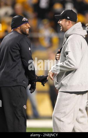 Ravens Linebacker Ray Lewis has a laugh as the defense forces the