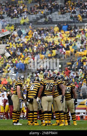 Pittsburgh Steelers on X: 1934 throwback uniform highlights WATCH:    / X