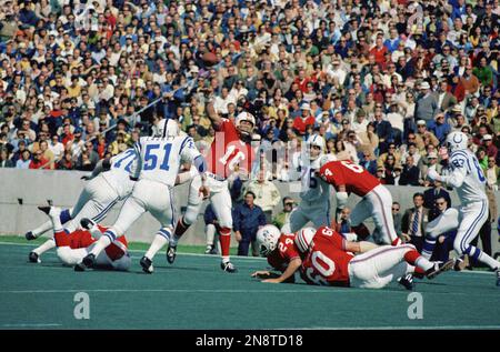 Jim Plunkett (16) quarterback for the New England Patriots, Nov