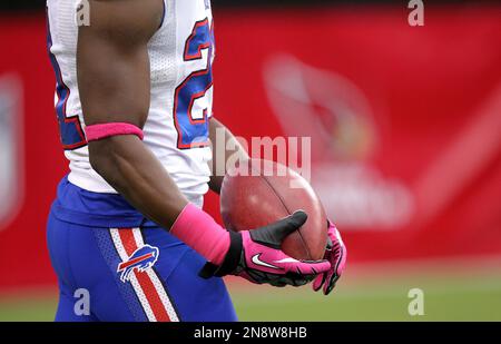 Buffalo Bills cornerback Leodis McKelvin walks off the field following  Monday night's practice at St. John Fisher College in Rochester, NY.  (Credit Image: © Michael Johnson/Southcreek Global/ZUMApress.com Stock  Photo - Alamy