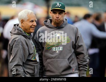 May 4, 2010; Oakland, CA, USA; Oakland Athletics left fielder Eric Patterson  (1) at bat against the Texas Rangers during the seventh inning at  Oakland-Alameda County Coliseum. Oakland defeated Texas 7-6 Stock Photo -  Alamy