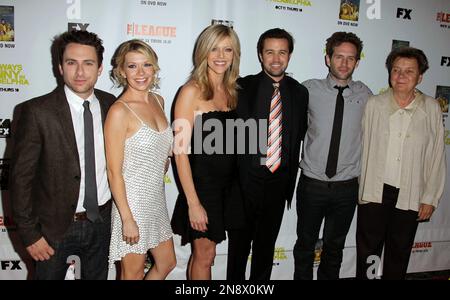 Charlie Day, Mary Elizabeth Ellis, Kaitlin Olson, Rob McElhenney, Glenn  Howerton It's Always Sunny in Philadelphia & The League Season Premiere  Hollywood. USA - 09.10.12 Where: Hollywood, CA When: 09 Oct 2012 Stock  Photo - Alamy