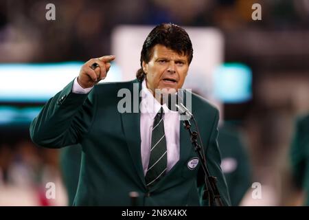 A fan operates a model of defensive end Mark Gastineau #99 of the New York  Jets.Circa the 1980's. (Icon Sportswire via AP Images Stock Photo - Alamy