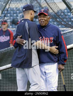 Former Twins great Tony Oliva watches batting practice before a baseball  game against the Detroit Tigers, Friday, May 25, 2012, in Minneapolis. (AP  Photo/Paul Battaglia Stock Photo - Alamy