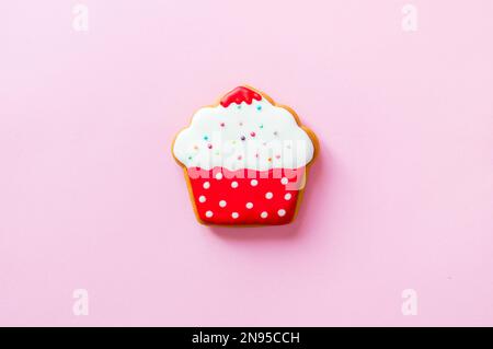cake on a pink background Gingerbreads Stock Photo