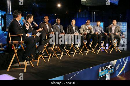 Michael Fabiano, left, and former NFL wide receiver Amani Toomer are seen  during the DirecTV NFL Fantasy Week on Friday, Aug. 24, 2012 at the Best  Buy theatre in Times Square in