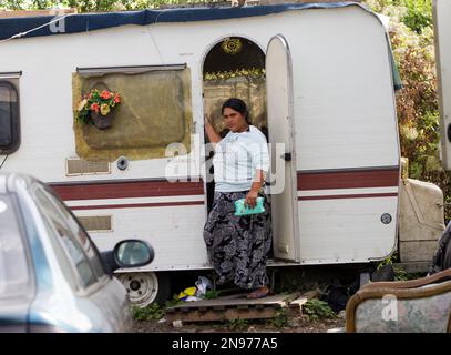 Roma Gypsies camp out on London's Park Lane near Marble Arch, on one of ...
