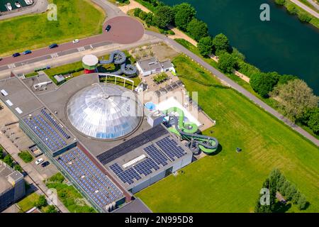 Leisure centre in the Neue Mitte Oberhausen with indoor swimming pool and marina operated by AQUApark Oberhausen GmbH on the Rhine-Herne Canal in Stock Photo