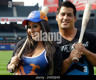 Pregnant Nicole 'Snooki' Polizzi and fiance Jionni LaValle meet the New  York Mets third basemen David Wright at Citi Field. New York City, USA -  23.07.12 Stock Photo - Alamy