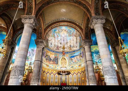 Interior of the crypt at Temple of the Sacred Heart of Jesus church, Barcelona, Spain Stock Photo