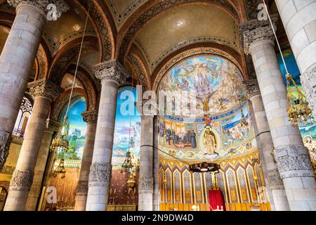 Interior of the crypt at Temple of the Sacred Heart of Jesus church, Barcelona, Spain Stock Photo